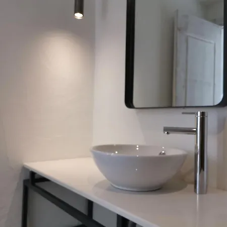 Cemal Alaçati Butık Otel *