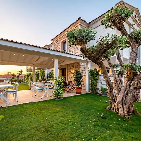 Otel Cemal Alaçati Butık *