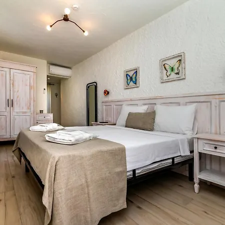 Cemal Alaçati Butık Hotel *